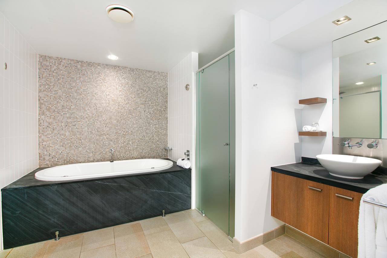 Elysium Private Apartments Triton By The Sea Palm Cove Luaran gambar